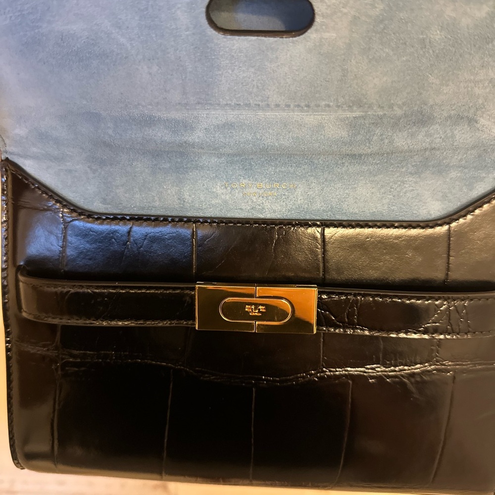 Tory Burch Lee Radziwill Shoulder Bag in Black Croc-Embossed Leather - Picture 11 of 16